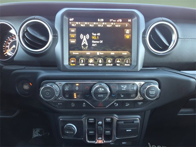 Used 2019 Jeep Wrangler Unlimited Sahara image 32