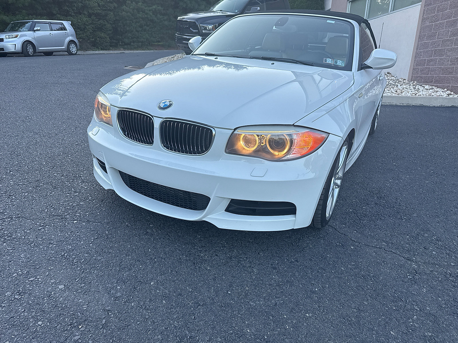 Used 2012 BMW 135i Convertible RWD image 44