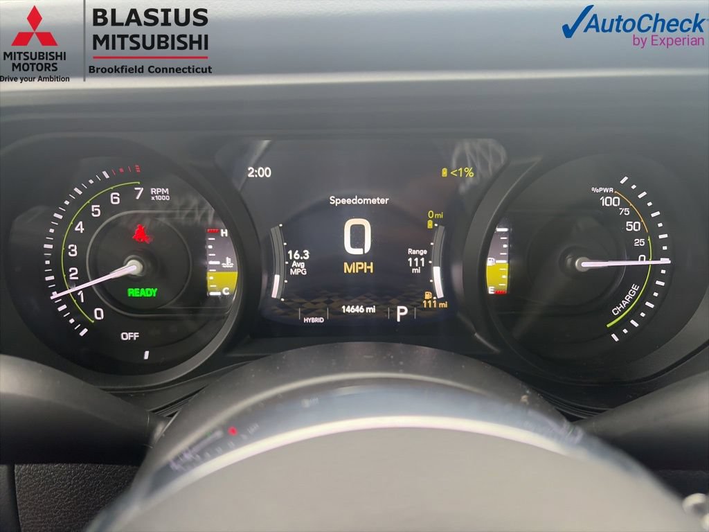 Used 2025 Jeep Wrangler Unlimited Sahara w/ Safety Group AWD/4WD image 23