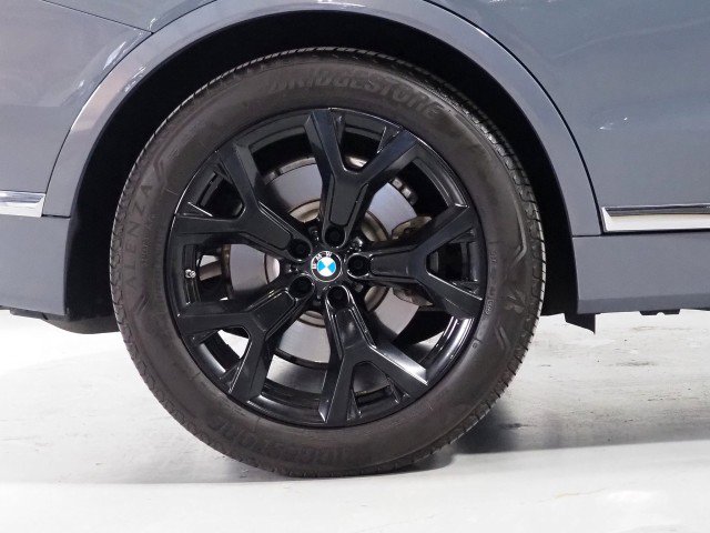 Used 2024 BMW X7 xDrive40i image 65