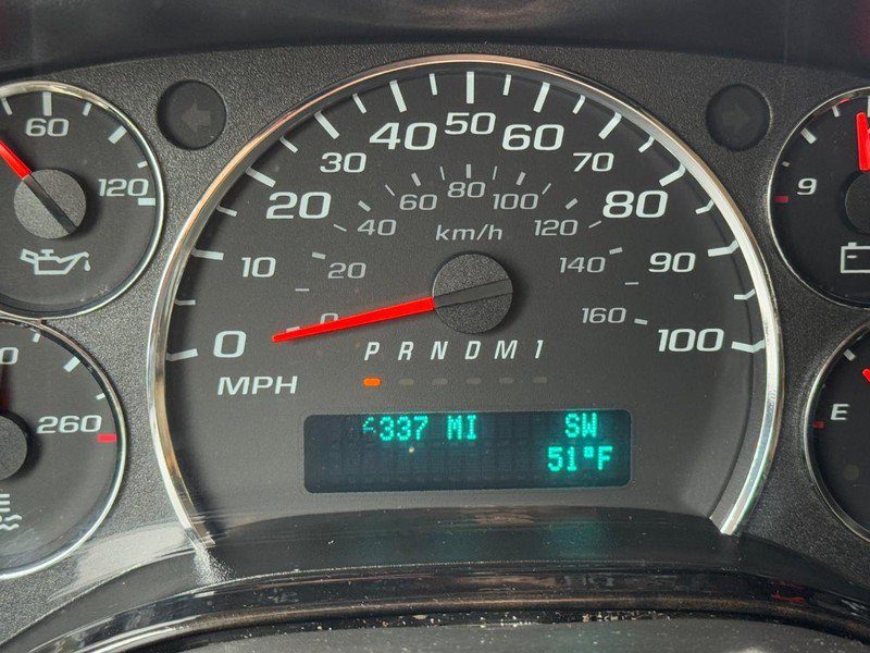 Used 2021 Chevrolet Express 3500 LS w/ Chrome Appearance Package image 26