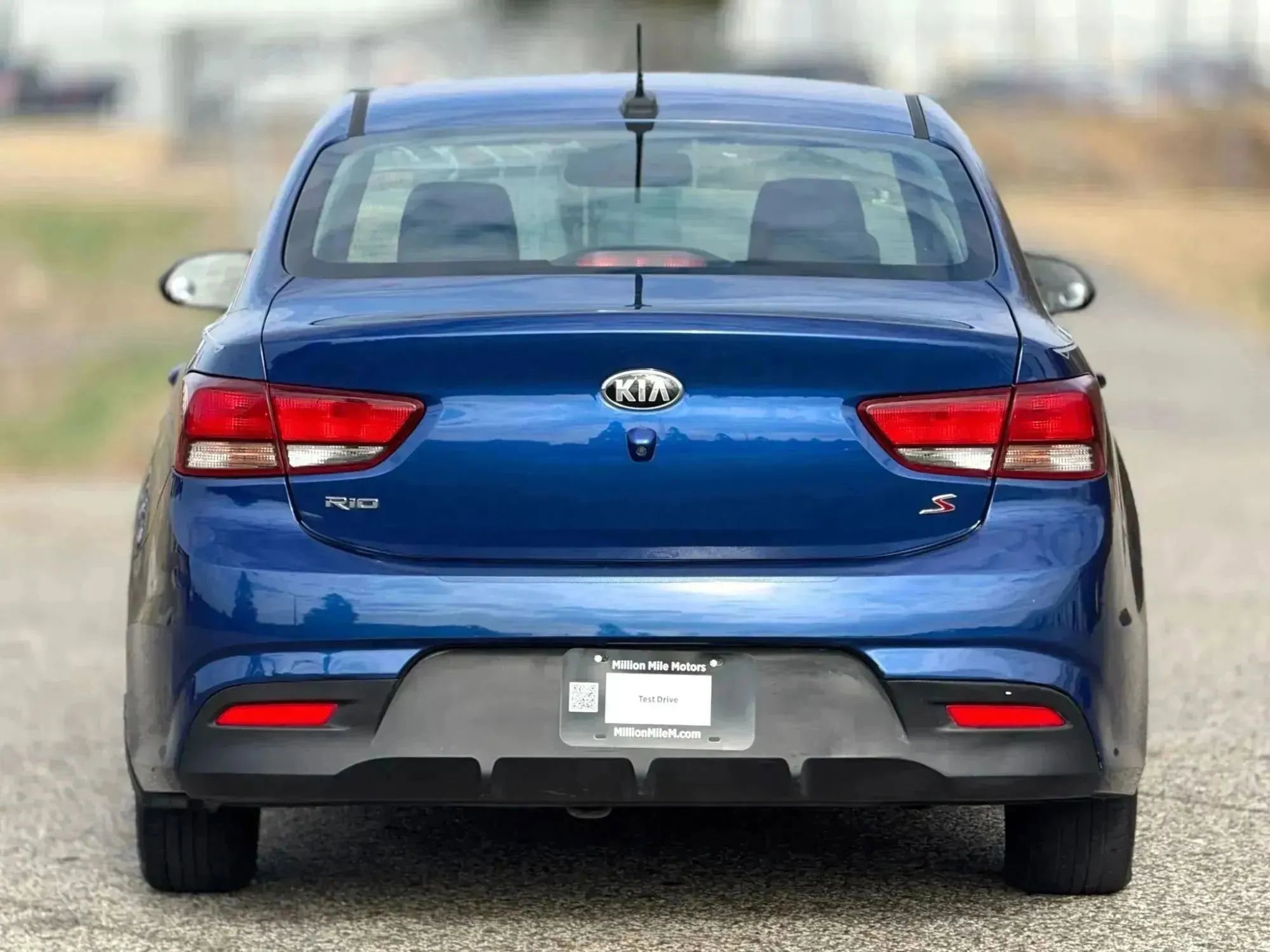Used 2018 Kia Rio S FWD image 4