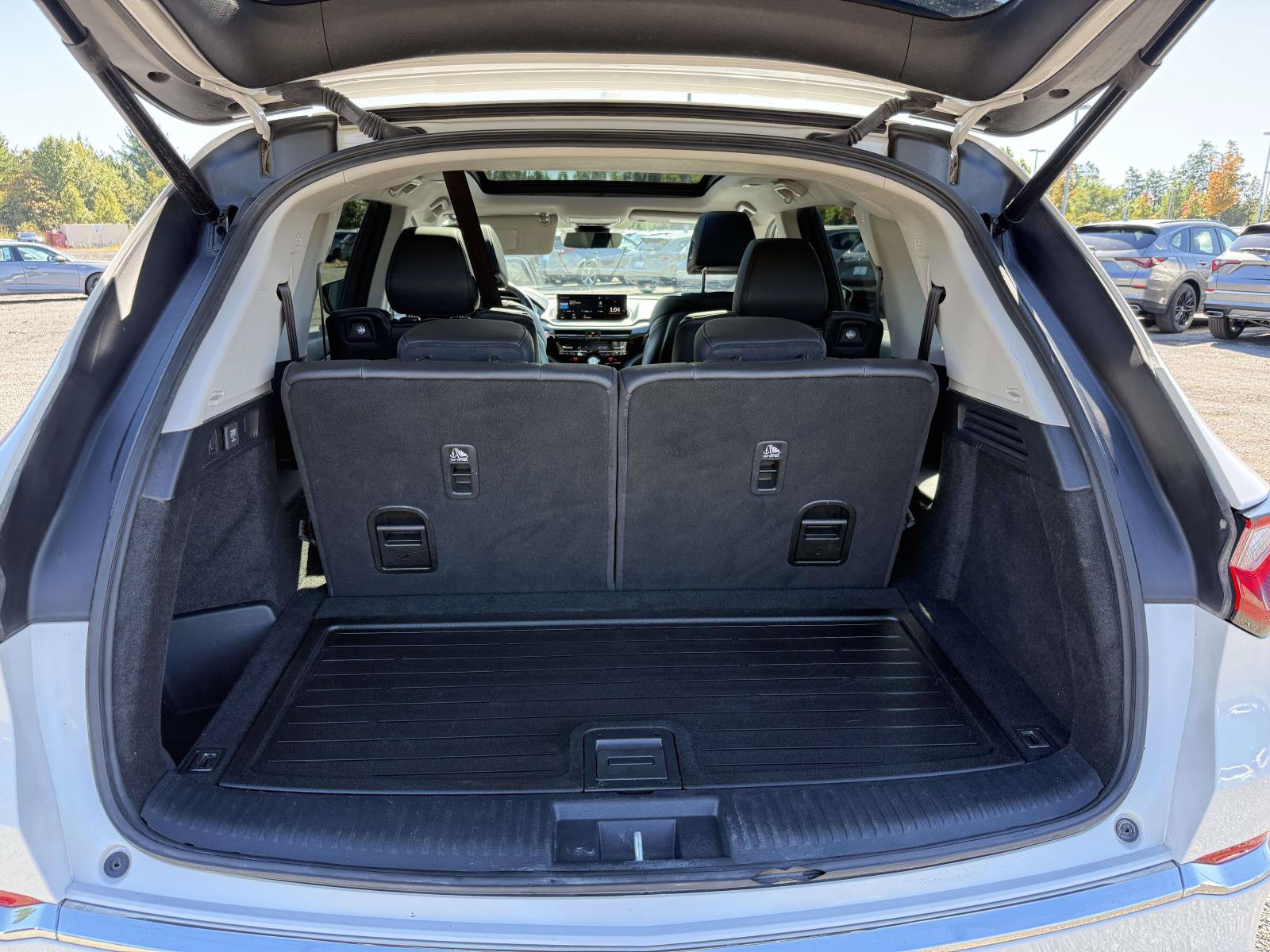 Used 2024 Acura MDX SH-AWD image 30