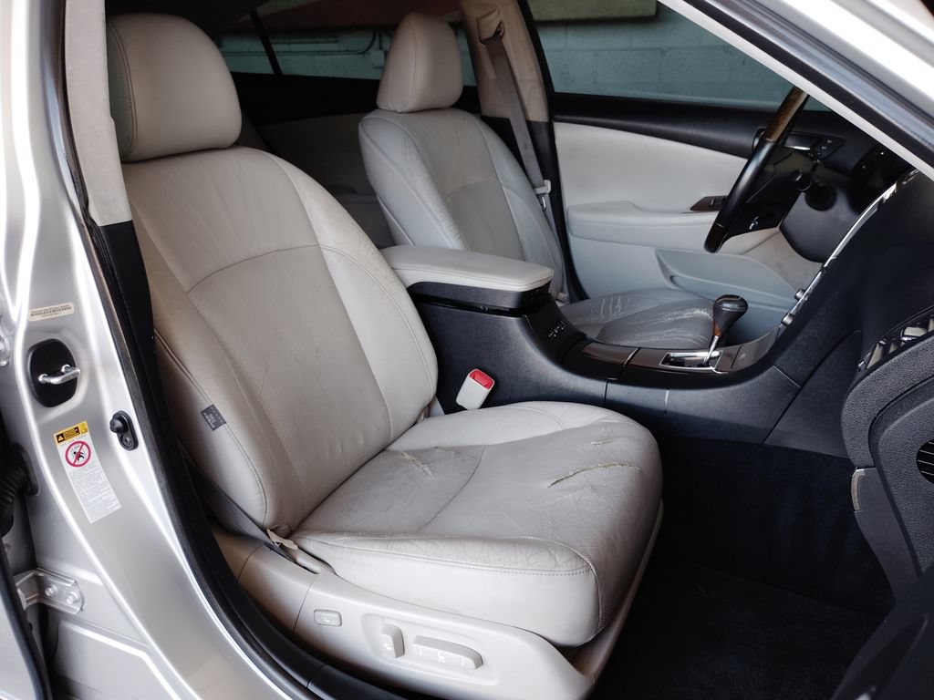 Used 2011 Lexus ES 350 w/ Preferred Accessory Package FWD image 13
