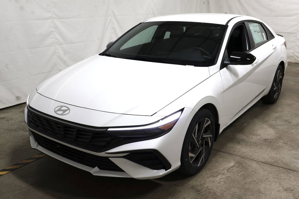 Certified 2025 Hyundai Elantra Sport