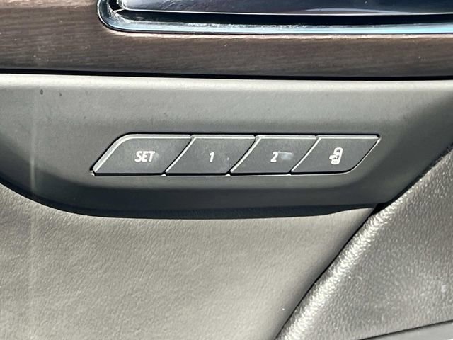Used 2023 Buick Envision Avenir AWD/4WD image 26