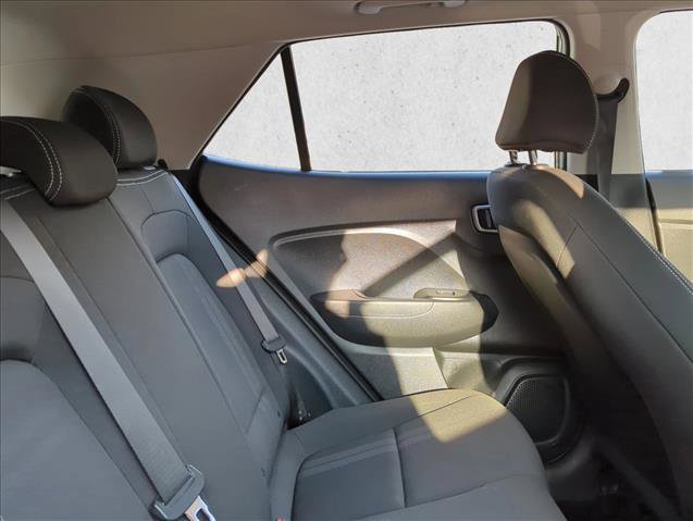 Used 2024 Hyundai Venue SEL image 20