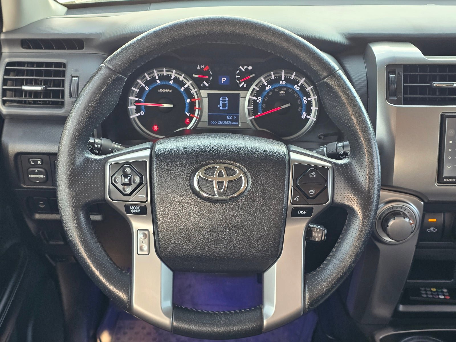Used 2015 Toyota 4Runner SR5 image 17