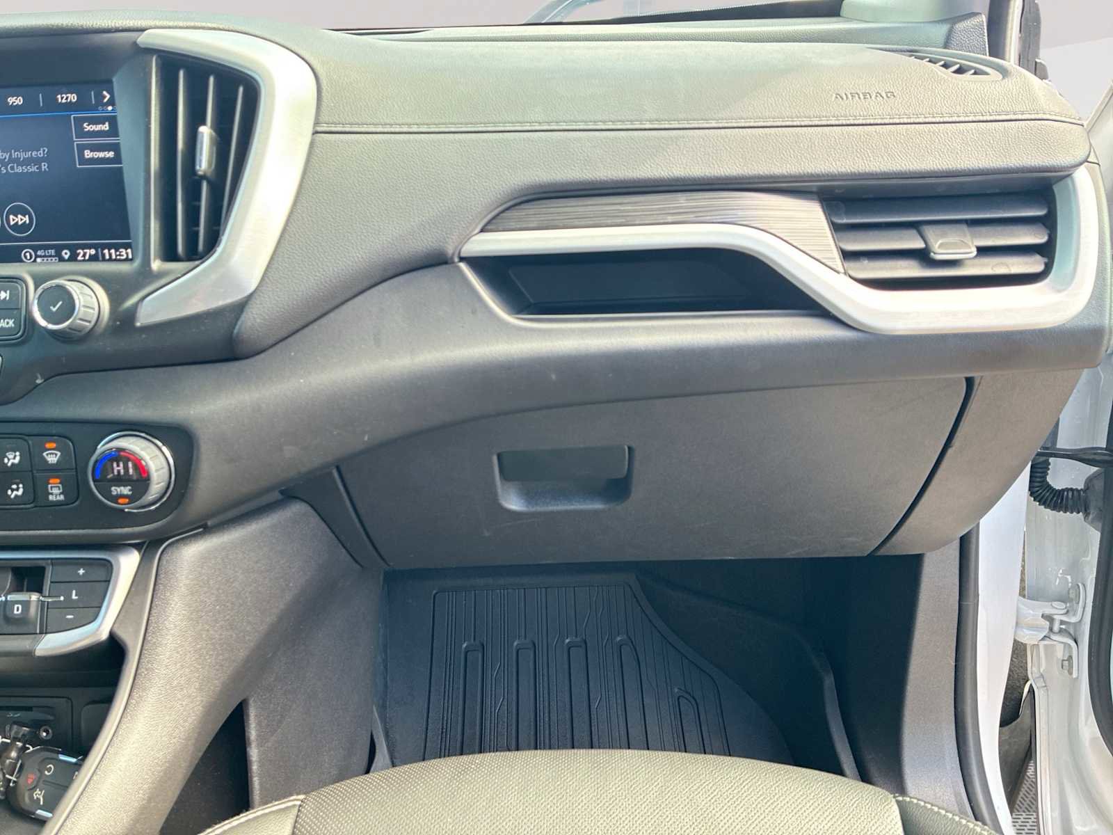 Certified 2024 GMC Terrain SLT w/ LPO, Floor Liner Package image 28