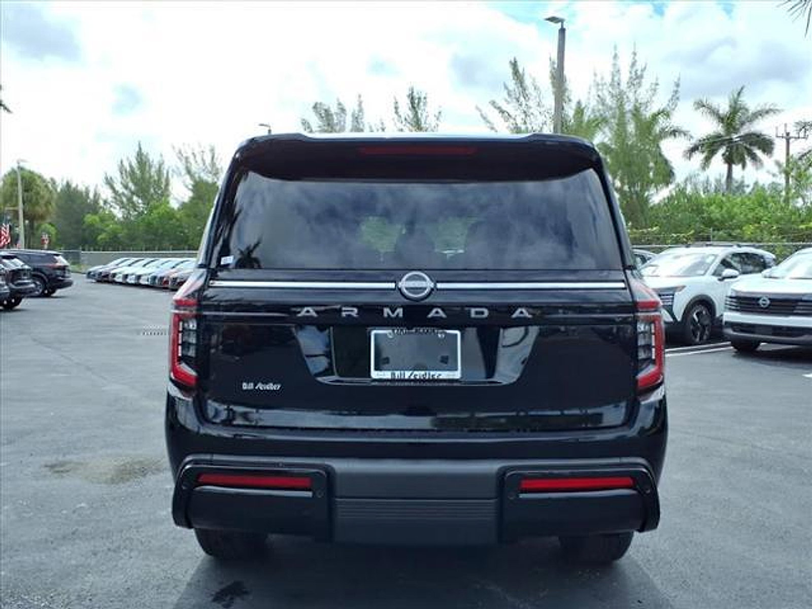 New 2026 Nissan Armada SV image 5