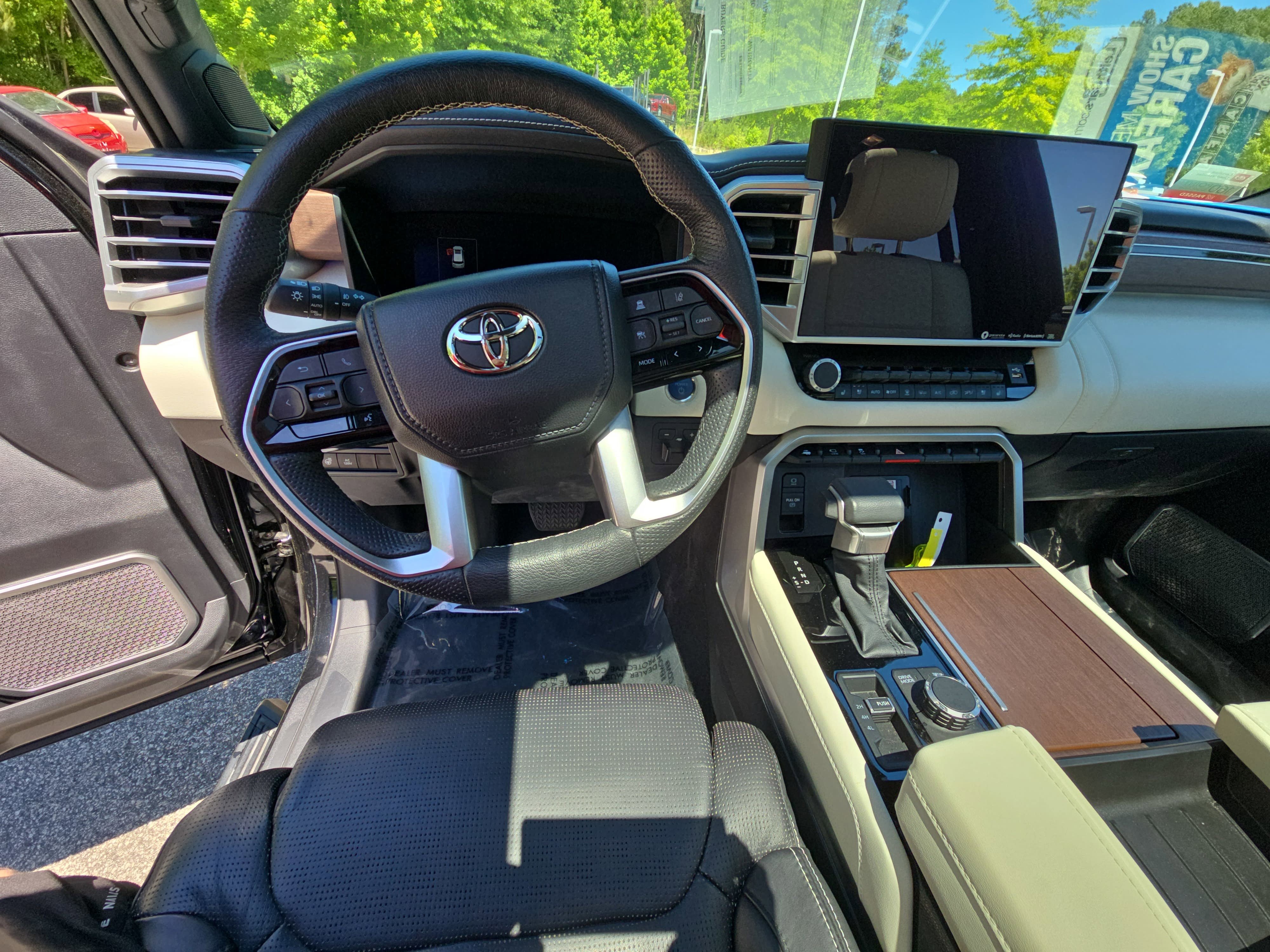 Used 2024 Toyota Sequoia Capstone AWD/4WD image 17