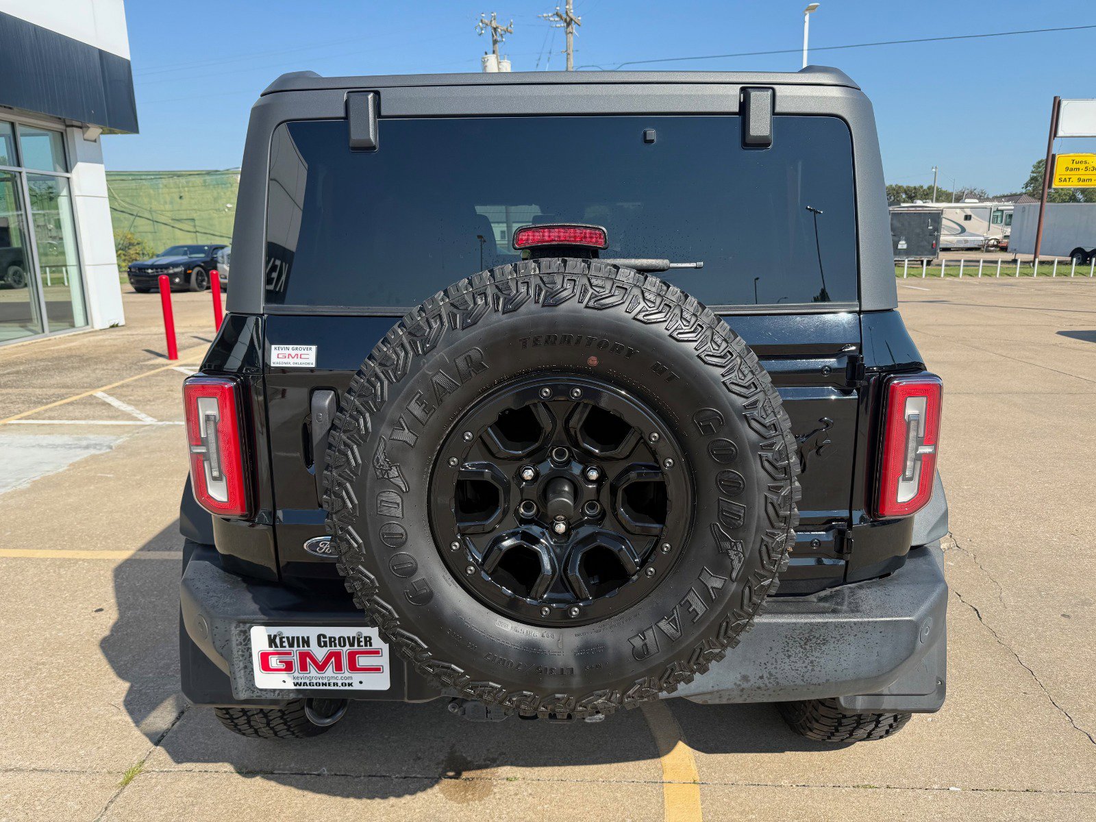 Used 2022 Ford Bronco Wildtrak image 4