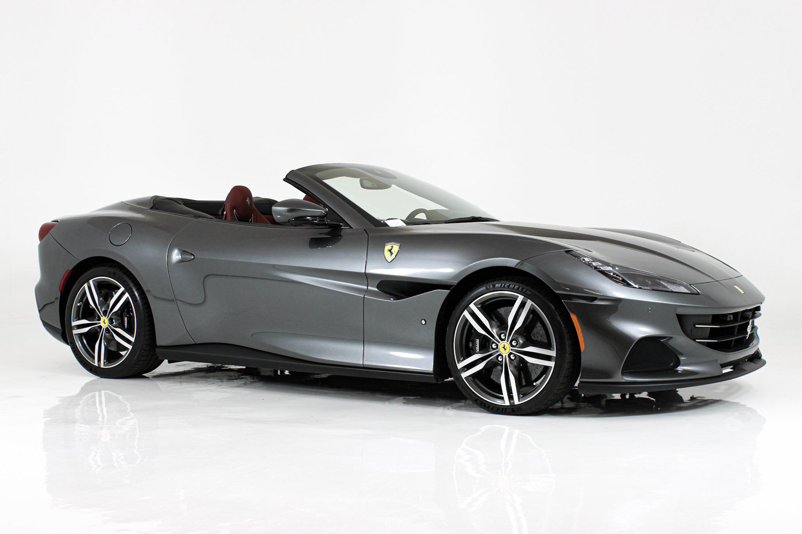 Certified 2022 Ferrari Portofino M RWD image 13