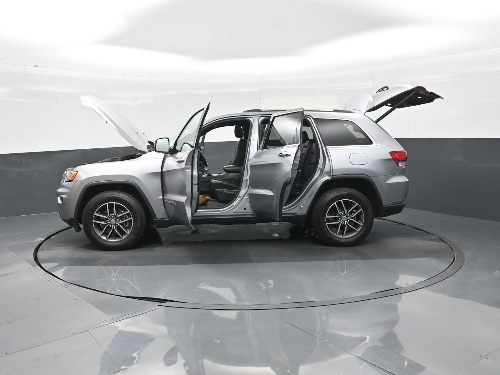 Used 2021 Jeep Grand Cherokee Limited w/ Luxury Group II AWD/4WD image 36