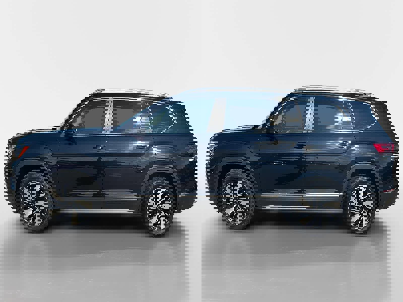 Certified 2024 Volkswagen Atlas SEL image 3