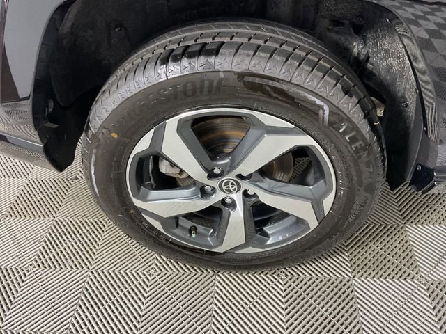 Used 2023 Toyota RAV4 SE w/ Weather & Moonroof Package image 10