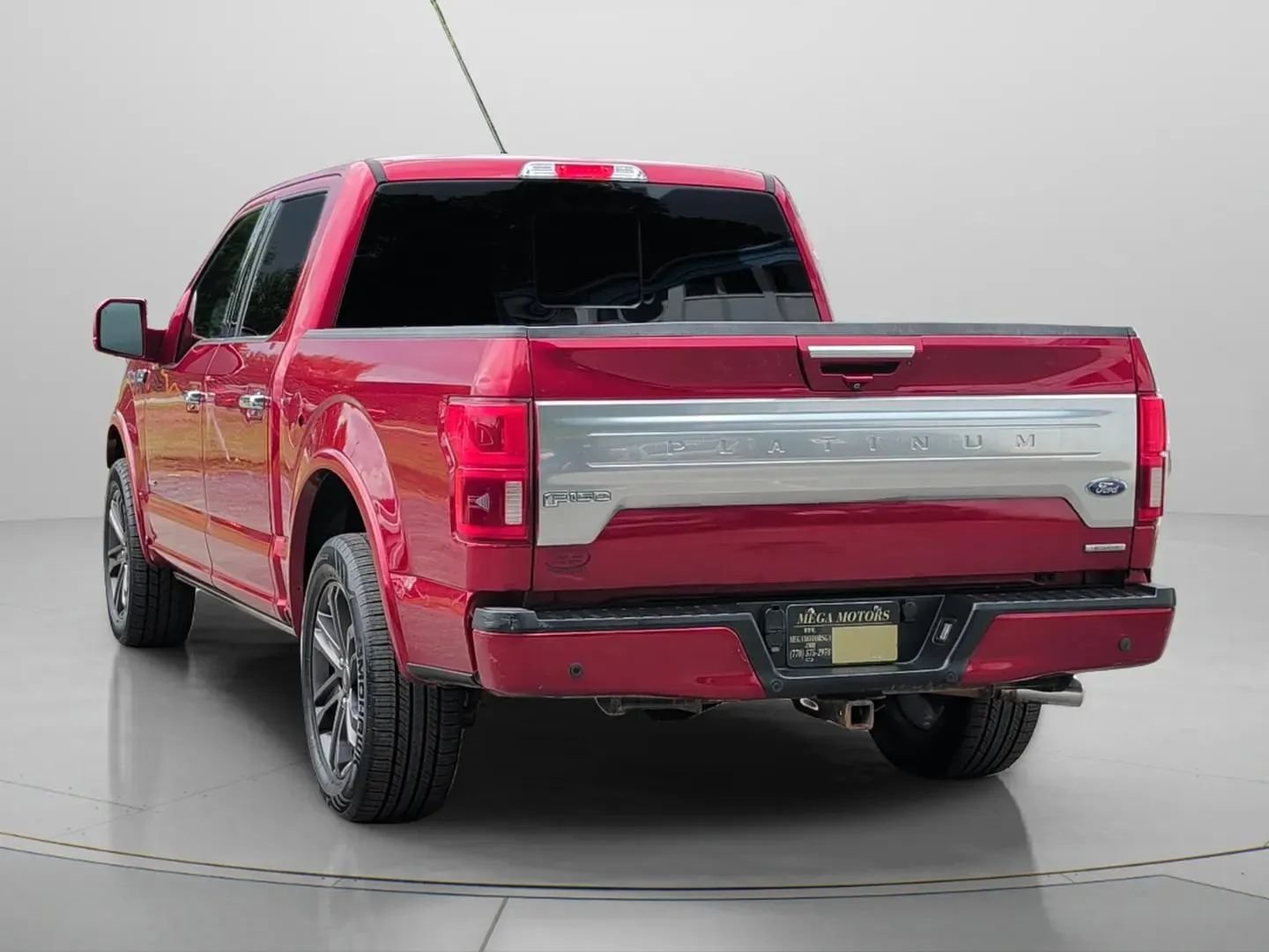 Used 2018 Ford F150 Platinum w/ Equipment Group 701A Luxury RWD image 5