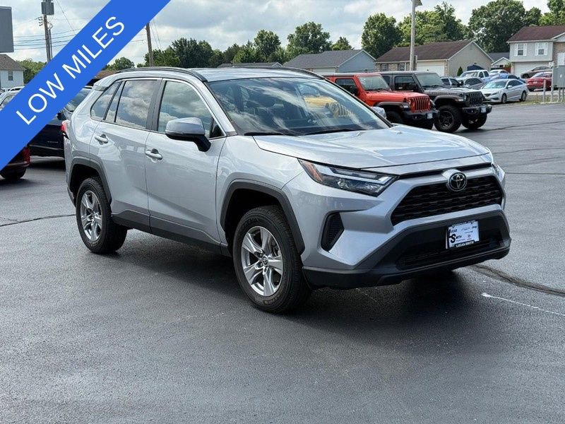 Used 2023 Toyota RAV4 XLE image 2