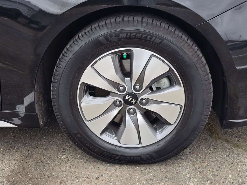 Used 2017 Kia Optima Premium w/ Hybrid Convenience Package FWD image 9