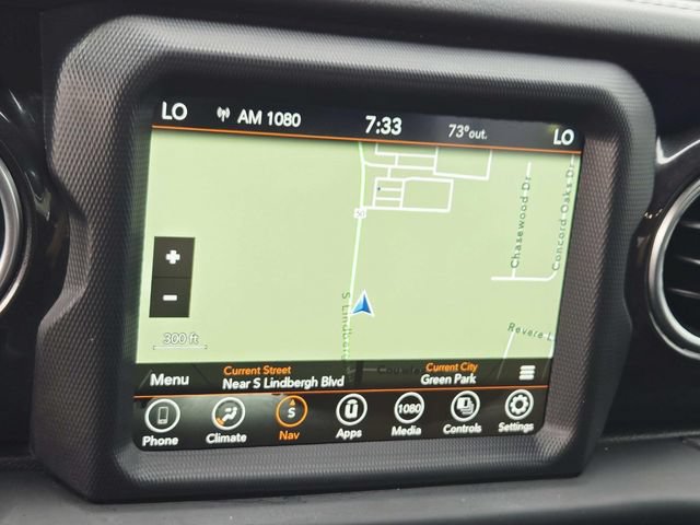 Used 2020 Jeep Wrangler Unlimited Sahara AWD/4WD image 26