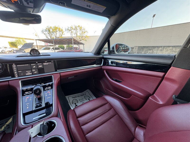 Used 2017 Porsche Panamera 4S AWD/4WD image 34