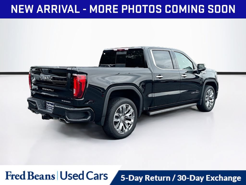 Used 2023 GMC Sierra 1500 Denali w/ Denali Reserve Package AWD/4WD image 8