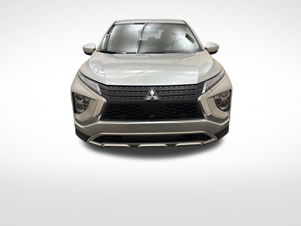 Used 2026 Mitsubishi Eclipse Cross SE image 2