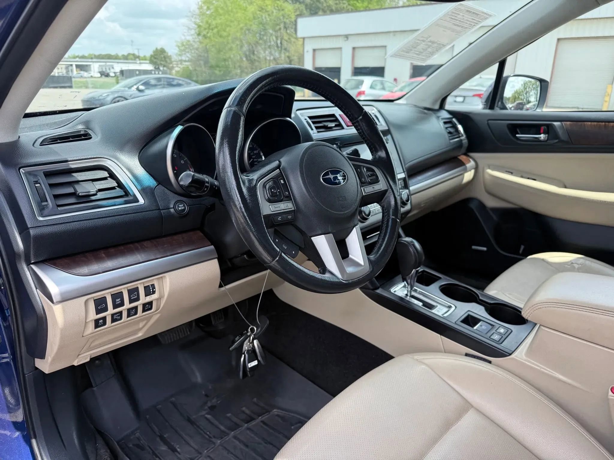 Used 2015 Subaru Outback 3.6R Limited AWD/4WD image 17
