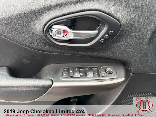 Used 2019 Jeep Cherokee Limited image 9