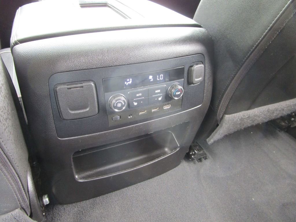 Used 2019 Chevrolet Tahoe LT RWD image 22