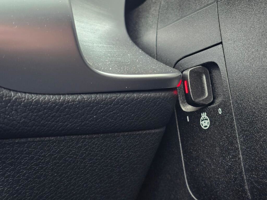 New 2026 Mercedes-Benz GLB 250 4MATIC image 39