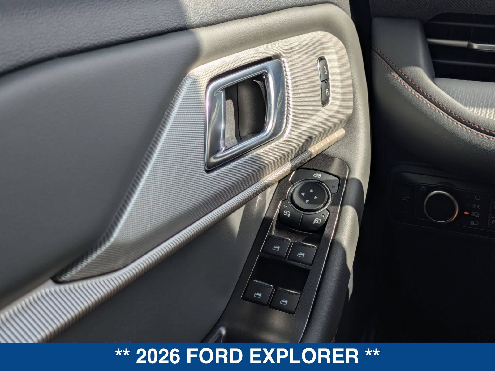 New 2026 Ford Explorer Active RWD image 27
