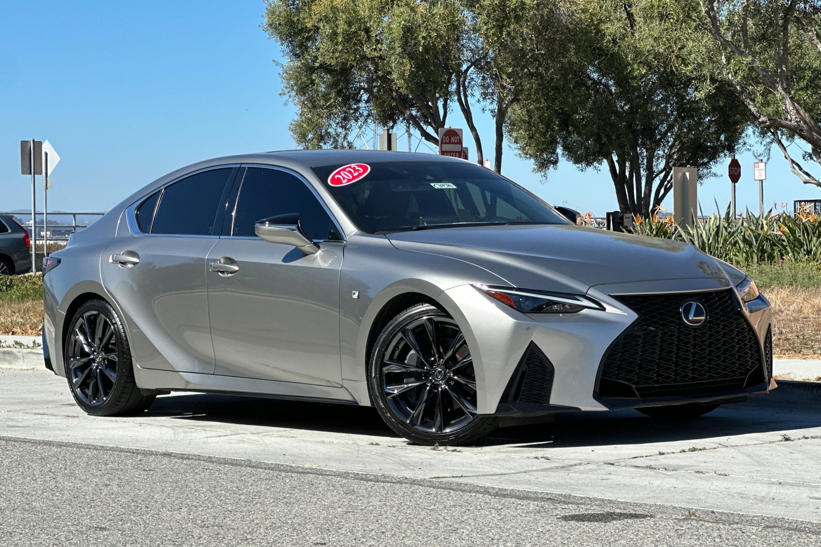 Used 2023 Lexus IS 350 F Sport RWD image 2