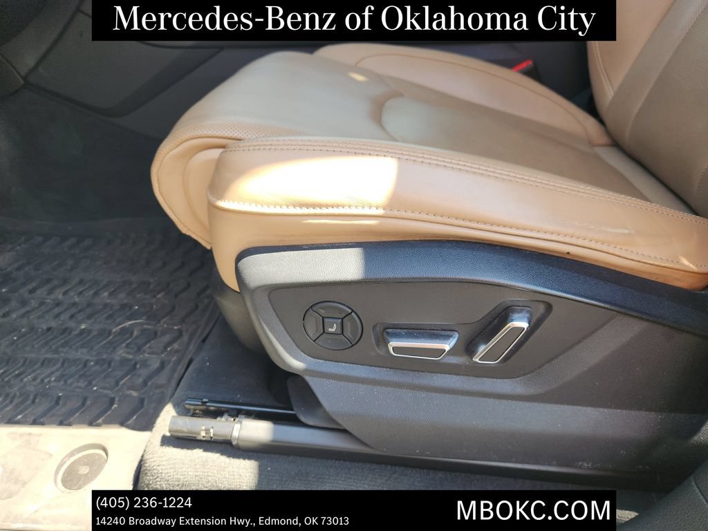 Used 2020 Audi Q8 Prestige AWD/4WD image 19