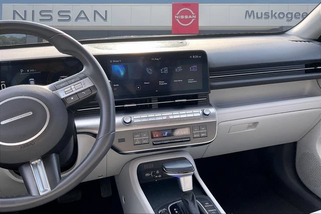 Used 2025 Hyundai Kona SEL AWD/4WD image 9