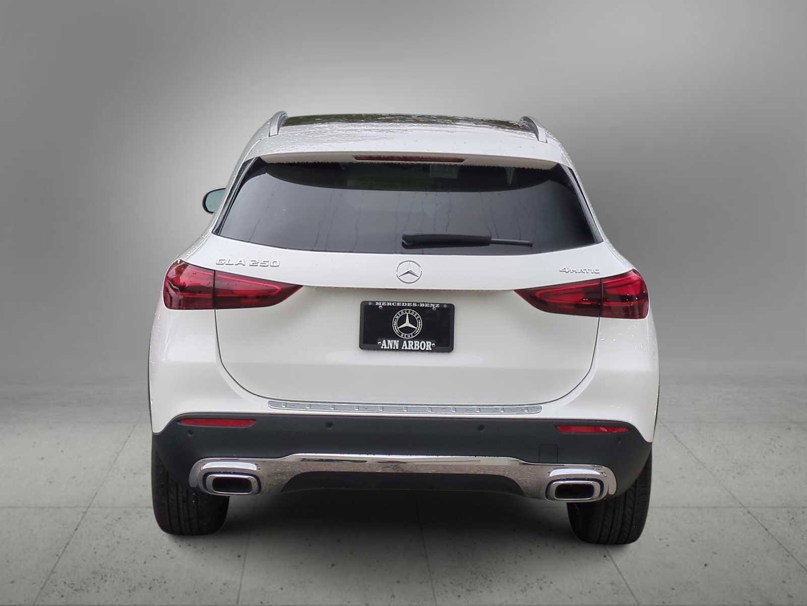 Used 2026 Mercedes-Benz GLA 250 4MATIC image 7