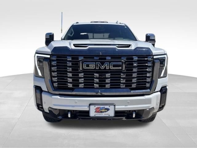 Certified 2024 GMC Sierra 3500 Denali Ultimate AWD/4WD image 9