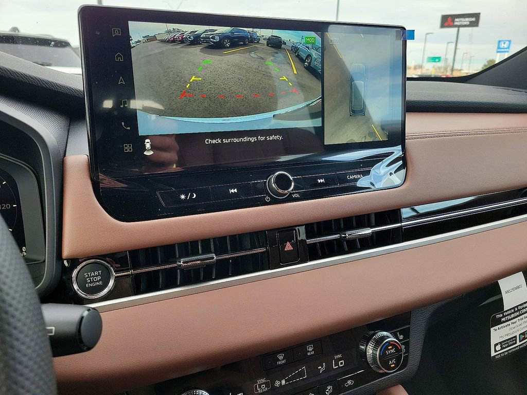 New 2026 Mitsubishi Outlander SEL image 12