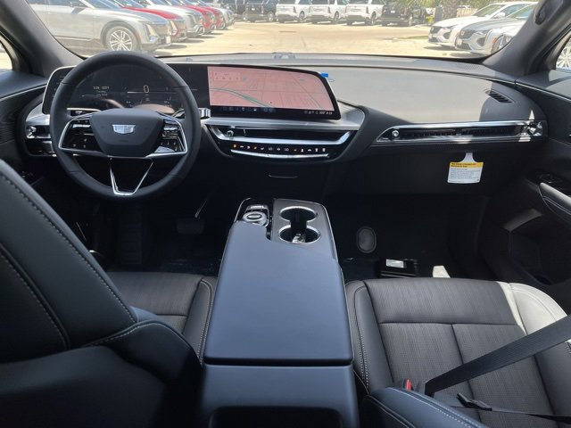 New 2025 Cadillac Lyriq Luxury image 14