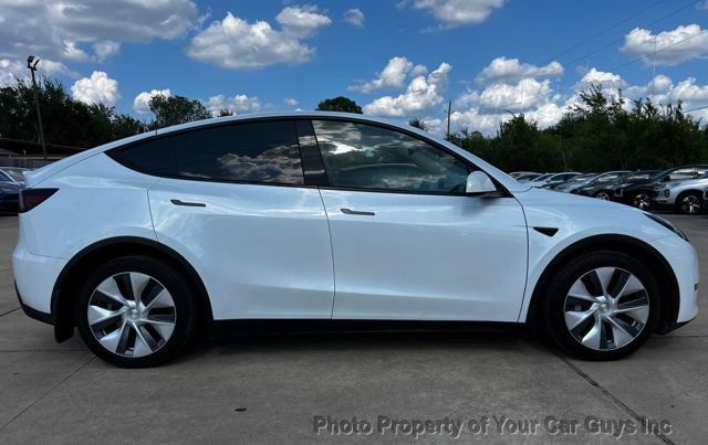 Used 2024 Tesla Model Y Long Range AWD/4WD image 5