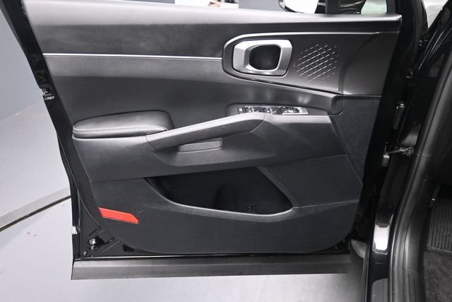 Used 2025 Kia Sorento S w/ Panoramic Sunroof Package FWD image 21