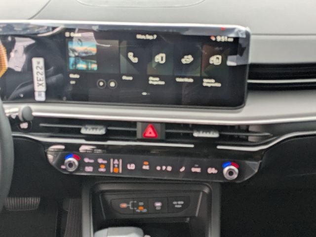 New 2026 Kia K5 LXS FWD image 18
