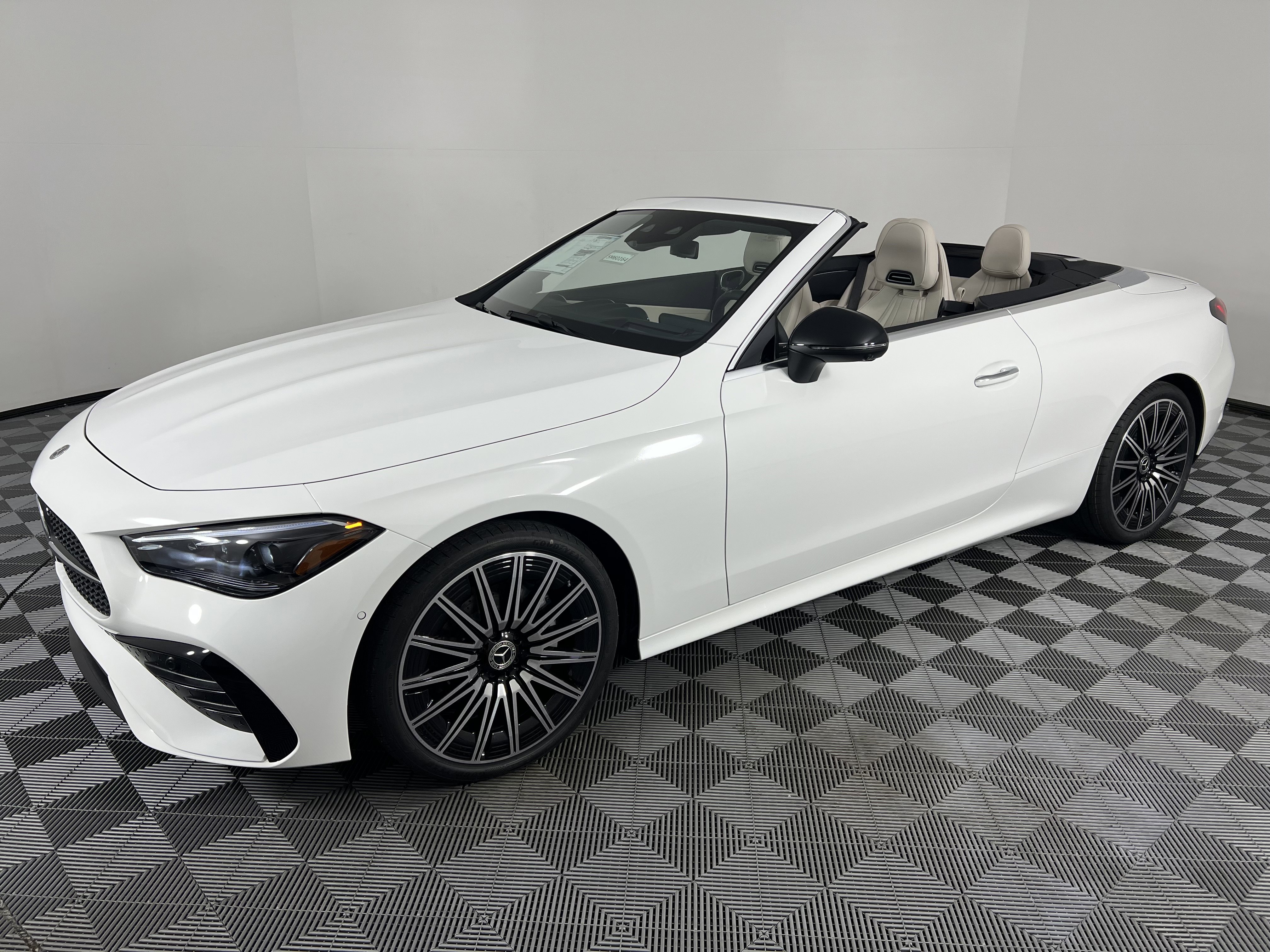 New 2026 Mercedes-Benz CLE 300 4MATIC Cabriolet image 10