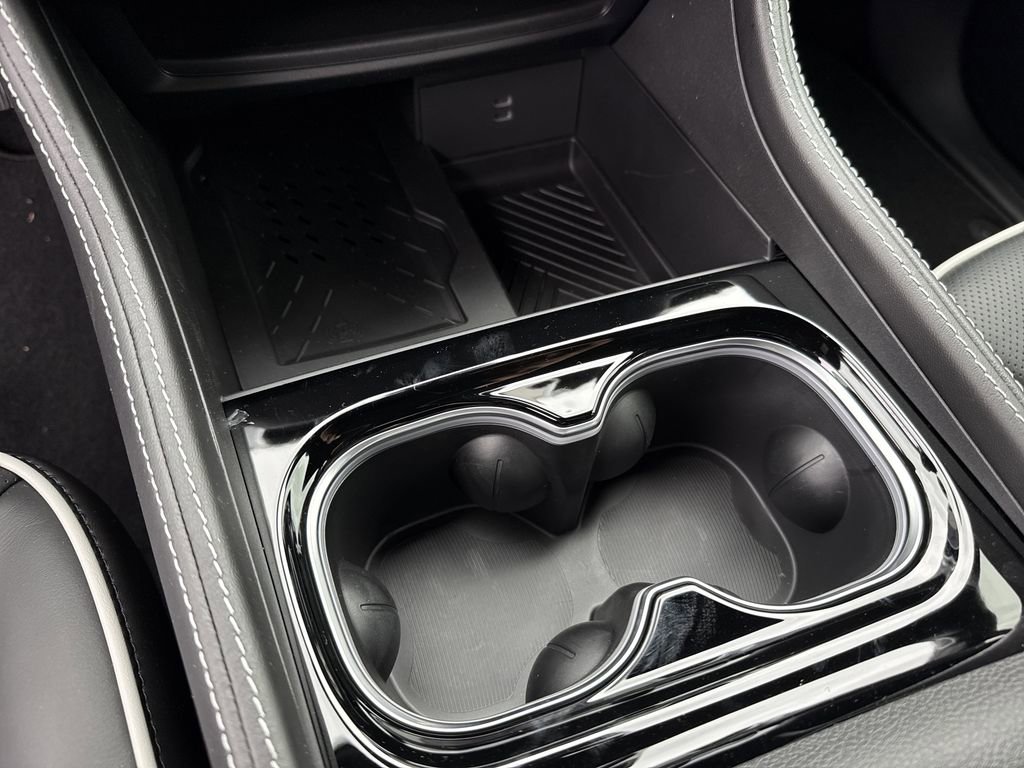 New 2026 Chrysler Pacifica Limited w/ S Appearance Package image 33