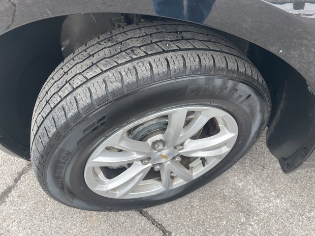 Used 2016 Chevrolet Equinox LT w/ Convenience Package image 12