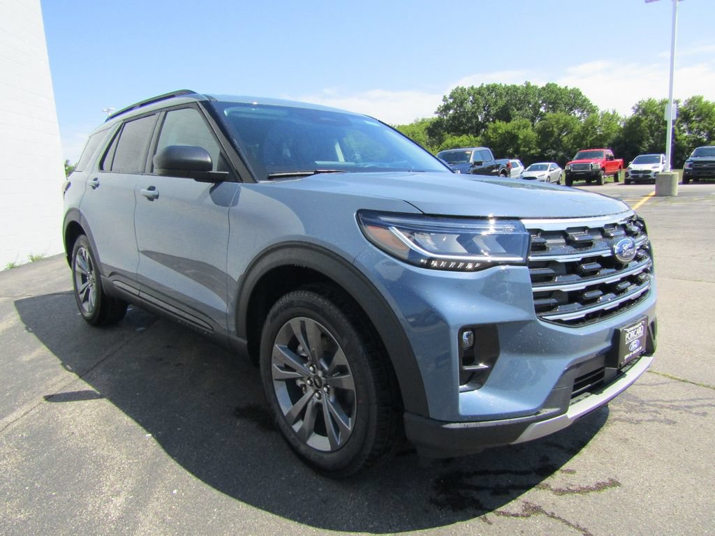 New 2026 Ford Explorer Active w/ Active Comfort Package AWD/4WD image 11