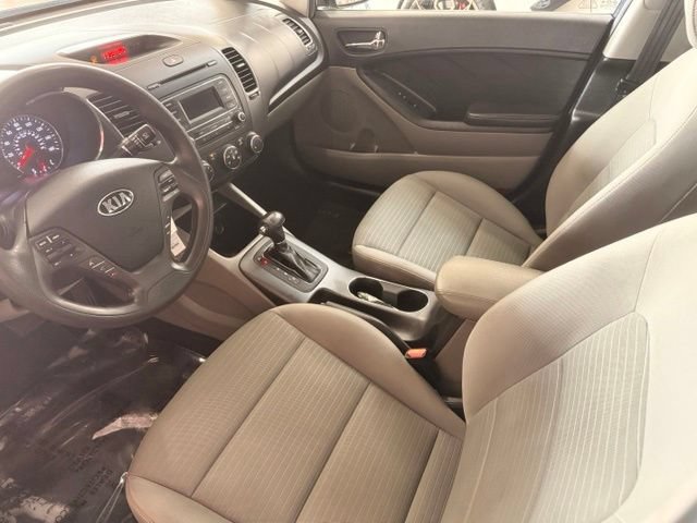 Used 2015 Kia Forte LX w/ Popular Package FWD image 8