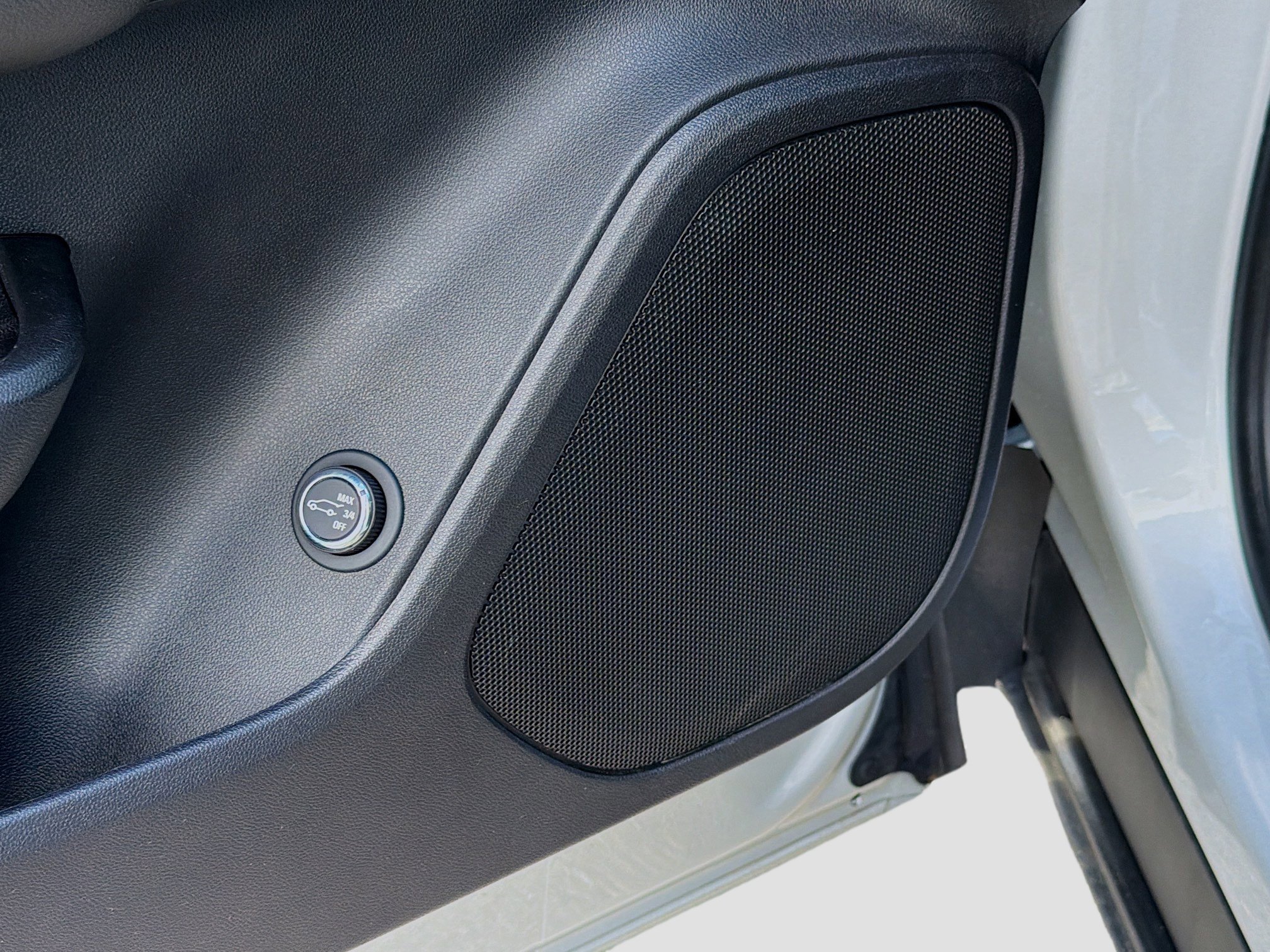 Used 2022 Chevrolet Blazer LT image 23