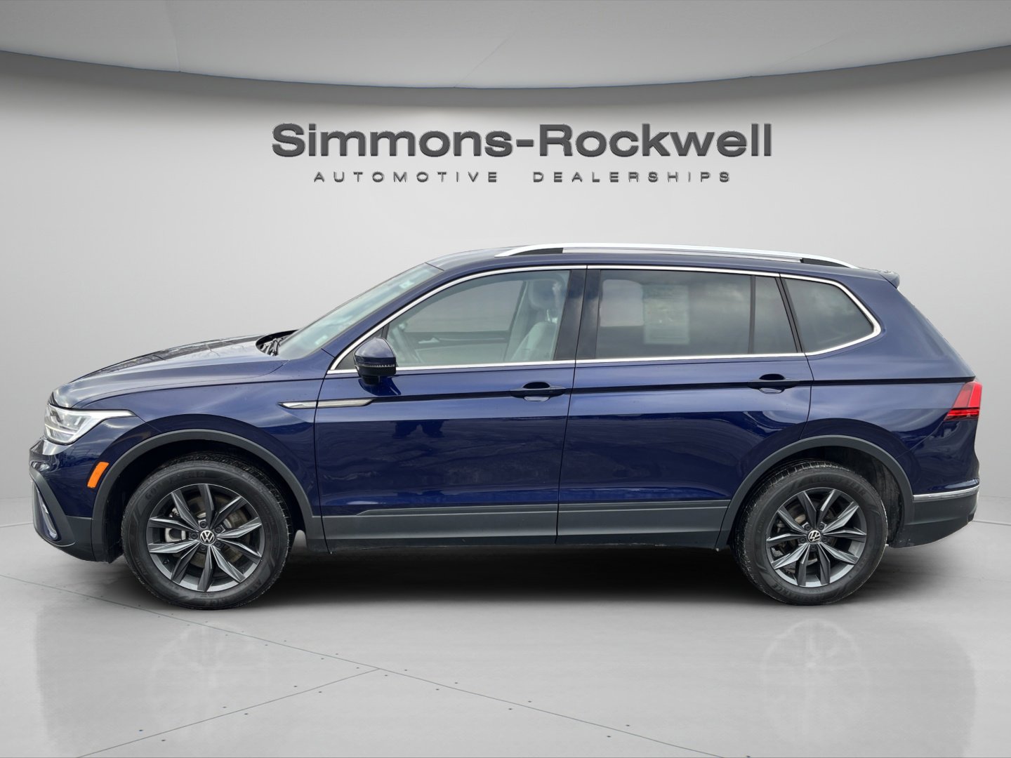 Used 2022 Volkswagen Tiguan SE image 4