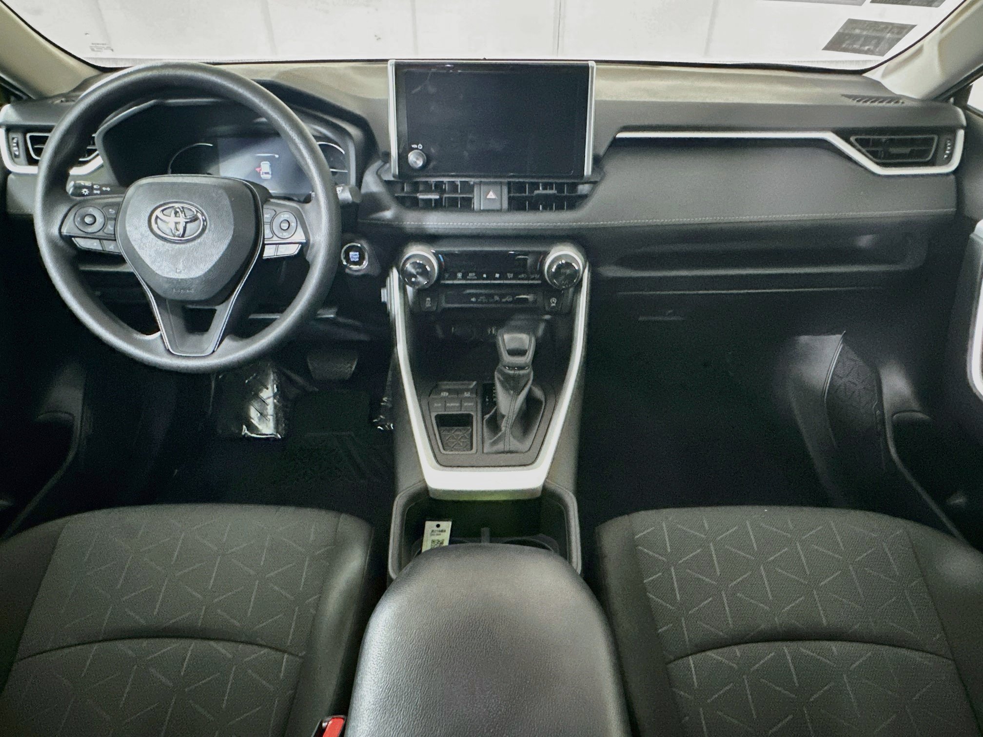 Certified 2023 Toyota RAV4 XLE w/ Convenience Package FWD image 27